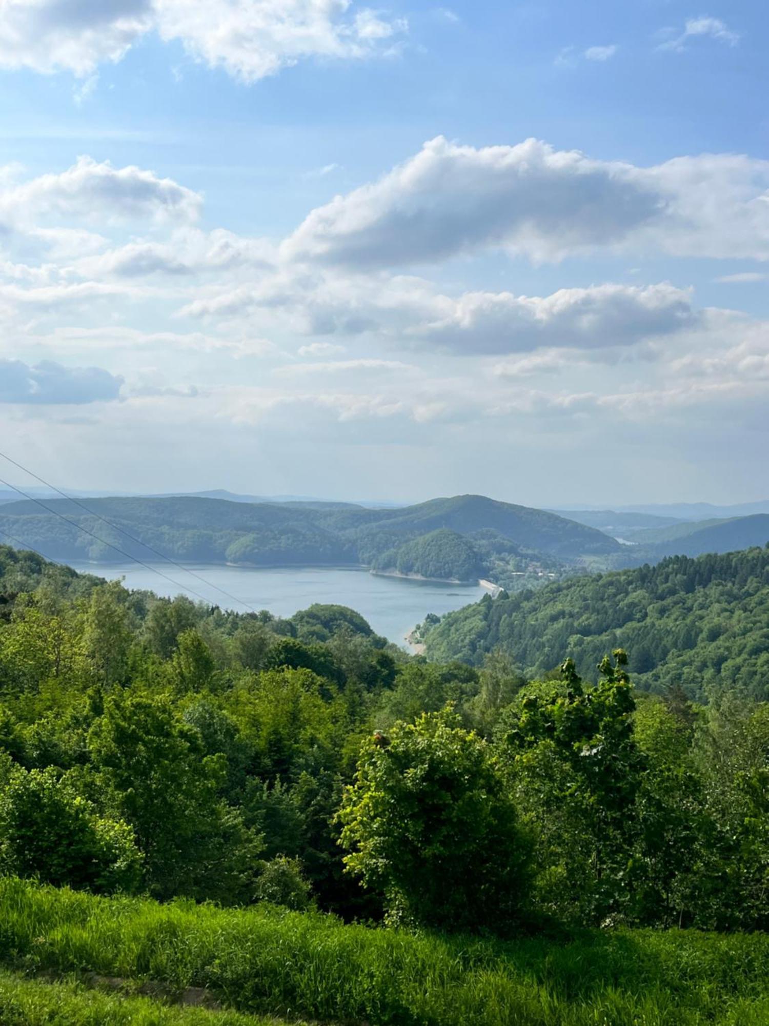 Domki nad Stawem Uherce Uherce Mineralne Exterior foto